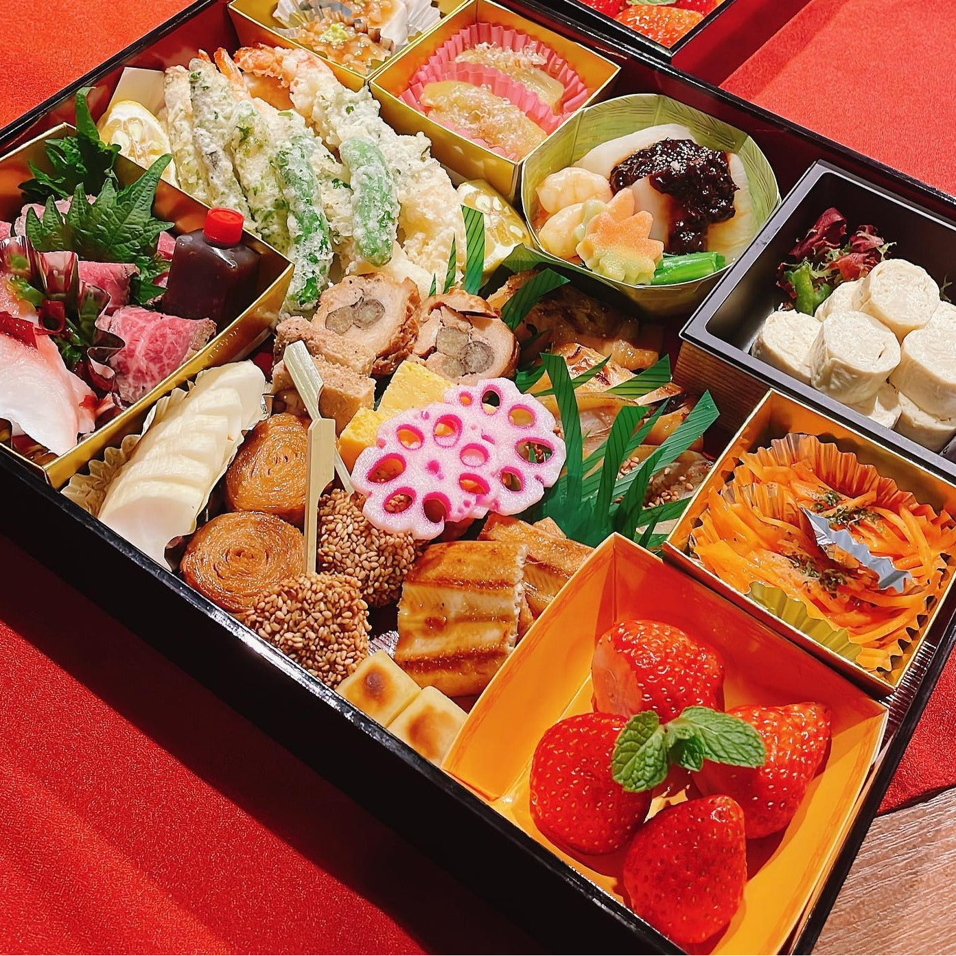 箱膳 協 様